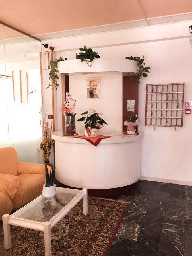 Hotel Zeus Τσέρβια Εξωτερικό φωτογραφία